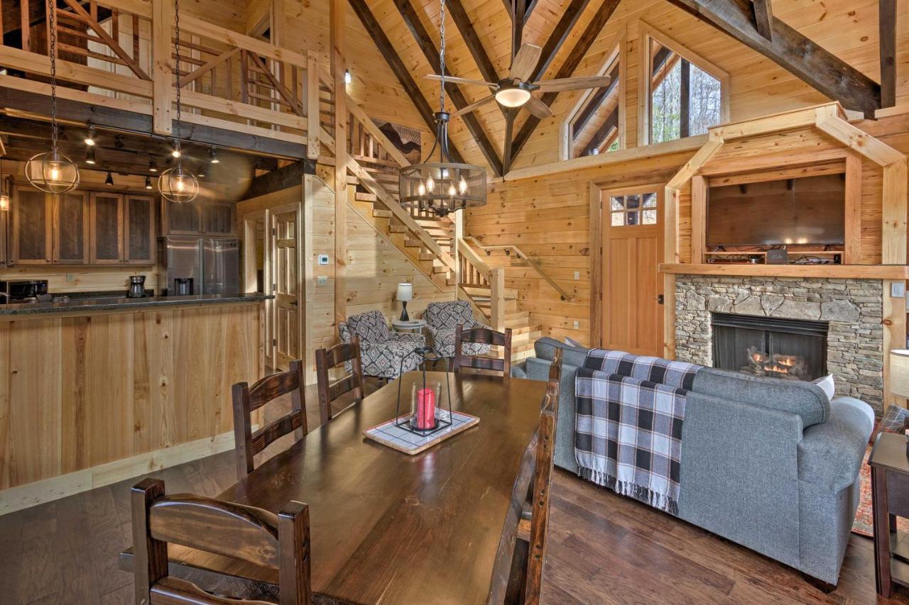 Hilltop Cabin On 5 Acres With Hot Tub And Waterfall! 布赖森城 外观 照片